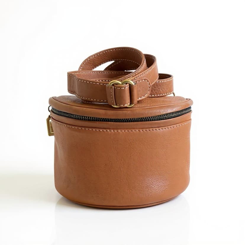 Vintage Coach Fishing Creel Natural Grain leather Clutch/Pouch, Style 4909, 1995
