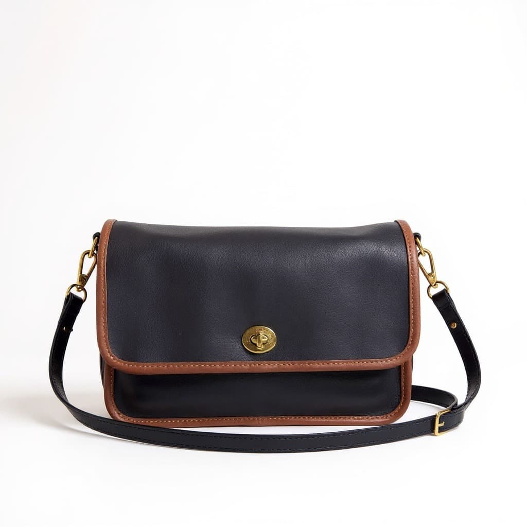 Vintage Coach Compartment Bag Spectator leather Crossbody, Style 6850, 1989–1991