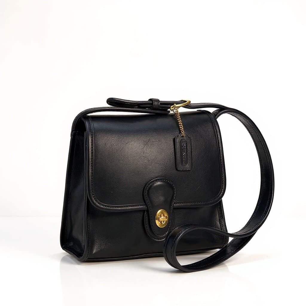 Vintage Coach Shelburne Flap leather Shoulder Bag, Style 9038, 1998
