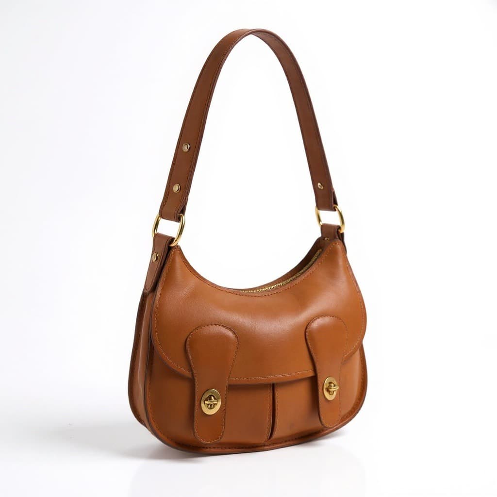 Vintage Coach Pony Express Pouch leather Shoulder Bag, Style 9670, 1975–1992